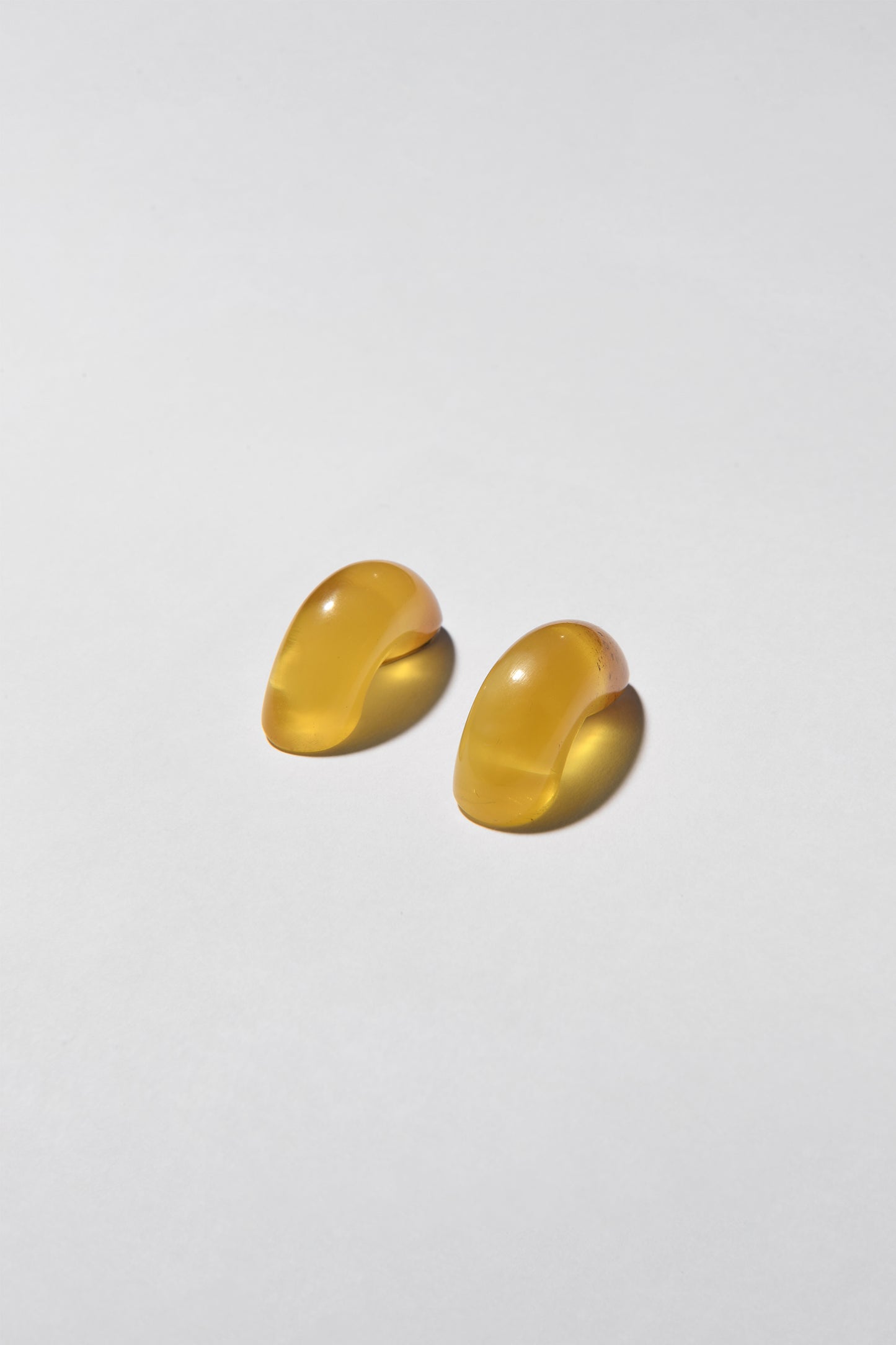 SEMICIRCLE / solar amber